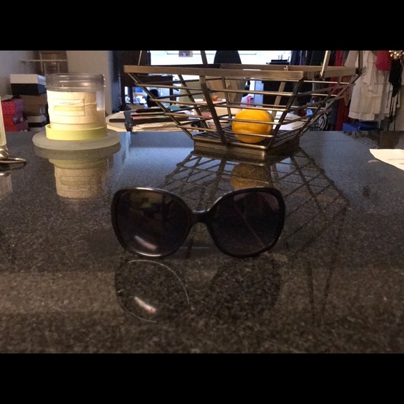 POSHEYES - Picture 5 of 5